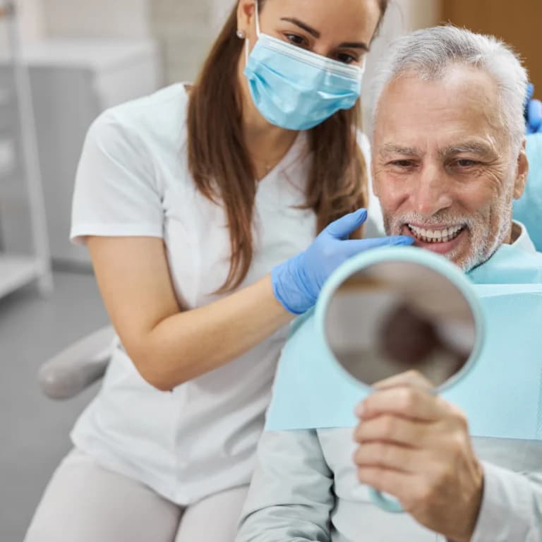 Complete and partial dentures at Gardenbrooke Dental in Northeast Brampton