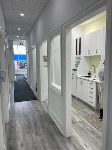 Hallway leading to the treatment rooms at Gardenbrooke Dental